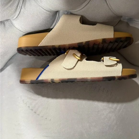 NWT Rothy's  BUCKLE SLIDE Tan Women's Sandals with Gold Buckles - Picture 5 of 6